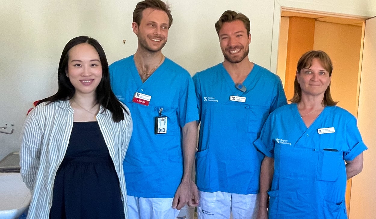 Julina Jia-Yi Eng, Kevin Håkansson och Sebastian Svensson har alla rekryterats av Miska Hibner som läkarassistenter och arbetar idag som ST-läkare på Andersberg Din hälsocentral.